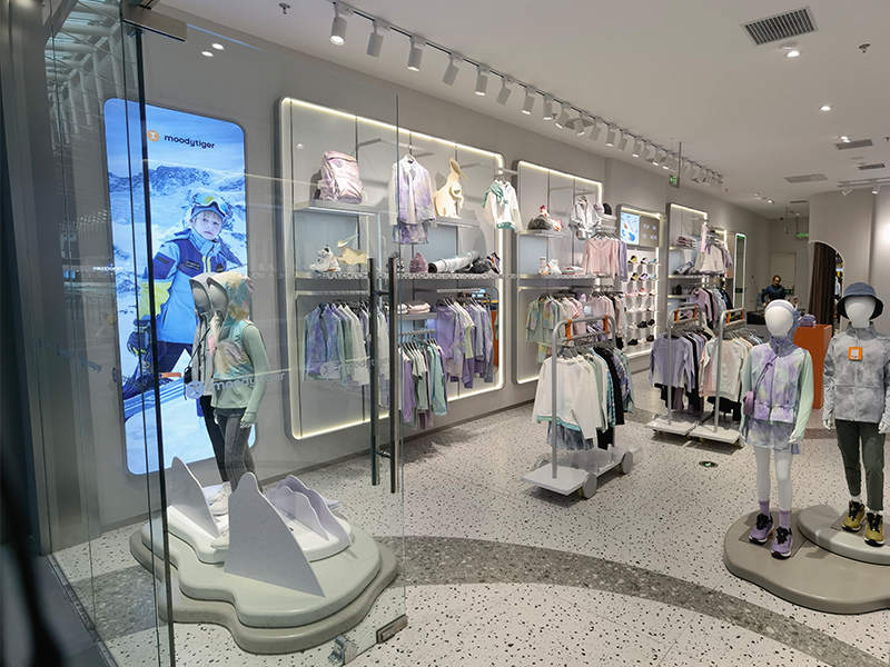 服装展柜